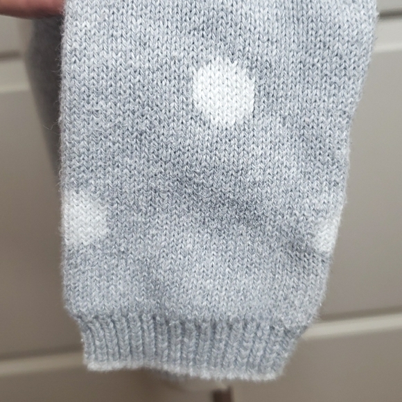 GYMBOREE GRAY WITH WHITE POLKA-DOT SNOWMAN ⛄ SWEATER SIZE 18-24 MONTHS - Picture 3 of 10